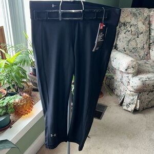 NWT Under Amour Heat Gear compression leggings